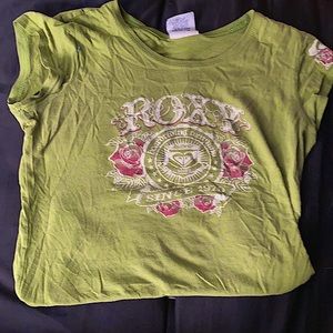 Tee shirt good for beach